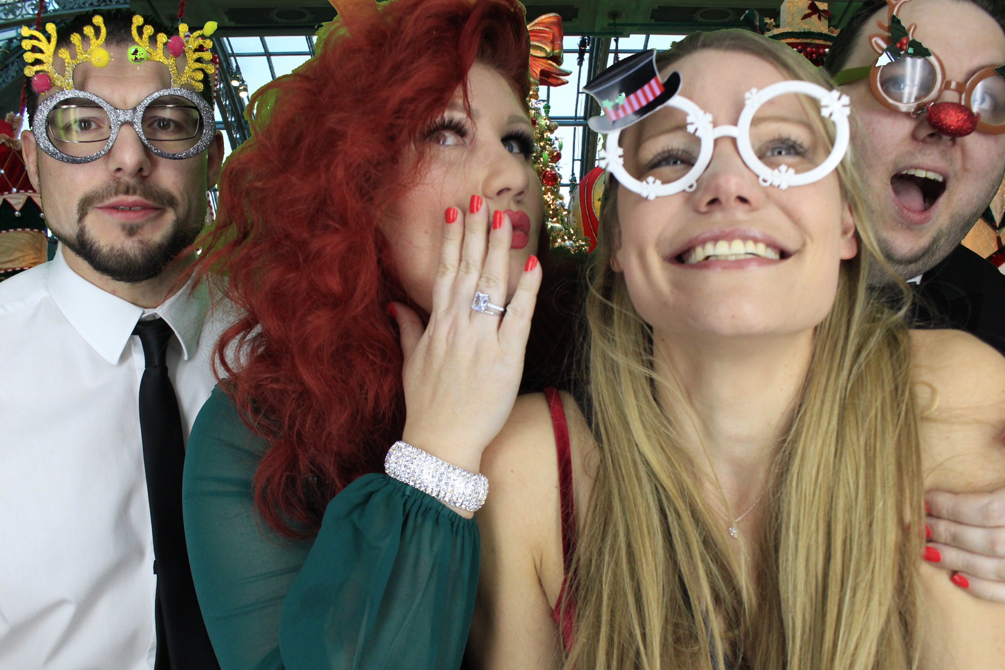 Acosta Europe Christmas Party 2018 | View more photos from the event at gallery.myphotoboothexperience.co.uk/u/MyPhotoBoothExperienceLtd/Acosta-Europe-Christmas-Party-2018